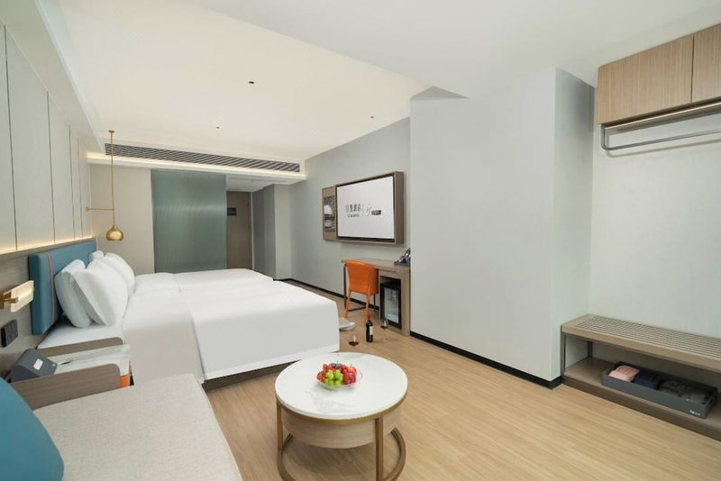 Yizhi Hotel Luohu Port, Shenzhen, China