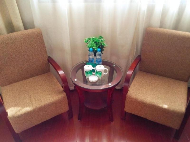 GreenTree Inn JiangSu YanCheng Bus Station Business Hotel, Yancheng, China