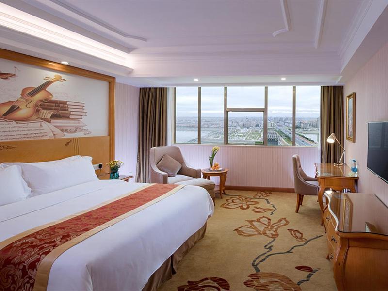 Vienna Hotel Dongguan Hengli Zhongshan Road, Hengli, China