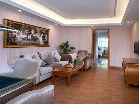 Vienna Hotel Dongguan Hengli Zhongshan Road, Hengli, China