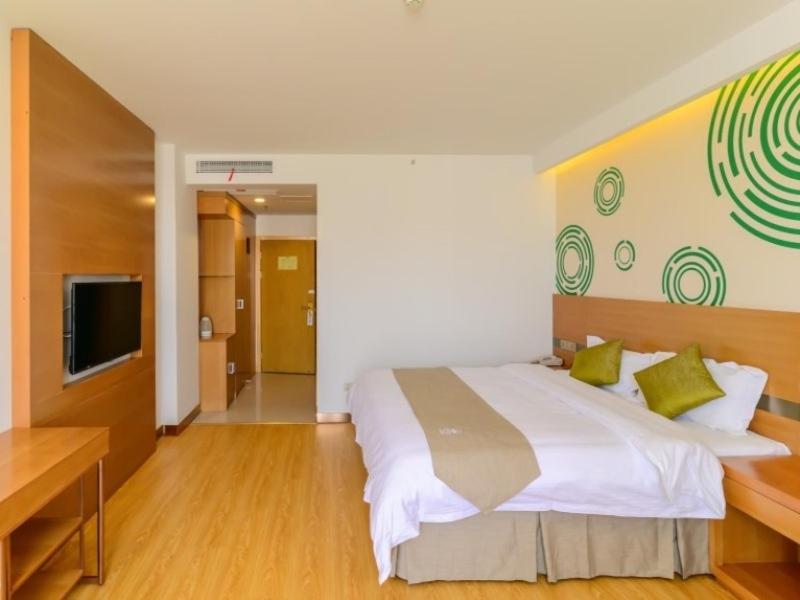 GreenTree Inn Wuhu Fangte Forth Phase Wanchun Fortune Plaza Business Hotel, Wuhu, China