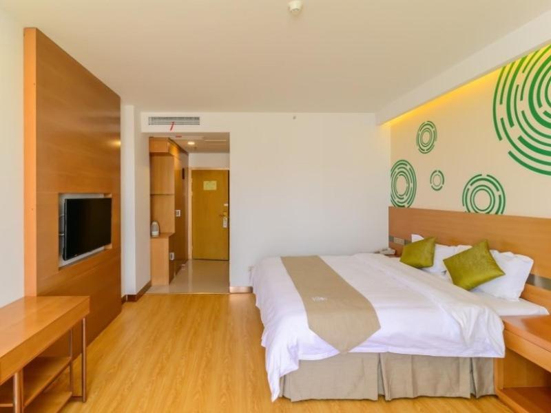GreenTree Inn Wuhu Fangte Forth Phase Wanchun Fortune Plaza Business Hotel, Wuhu, China