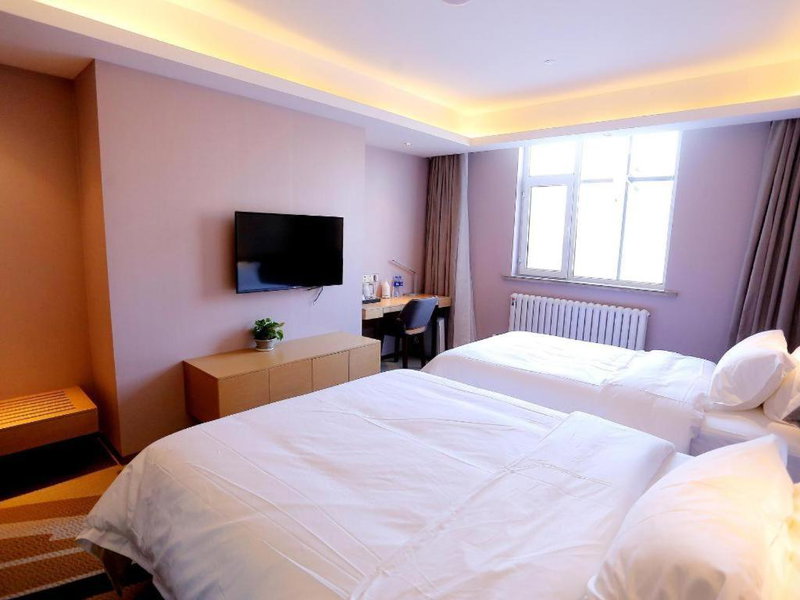Lavande Hotels Harbin Railway Station Zhanqian Square, Harbin, China
