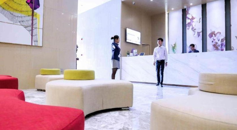 Lavande Hotels Harbin Railway Station Zhanqian Square, Harbin, China