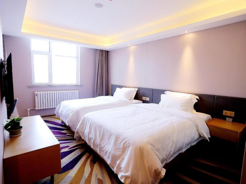 Lavande Hotels Harbin Railway Station Zhanqian Square, Harbin, China