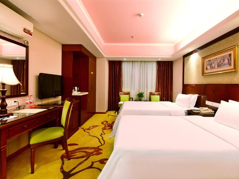 Vienna Hotel Shenzhen Railway station, Shenzhen, China