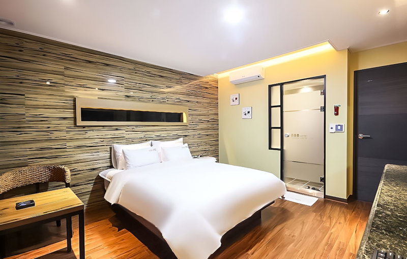 Changwon Masan Hotel BNB, Changwon, South Korea