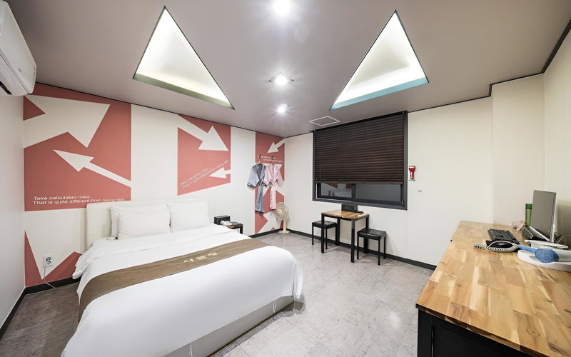 Gwangju Chungjangro Hotel Sharmant, Gwangju, South Korea