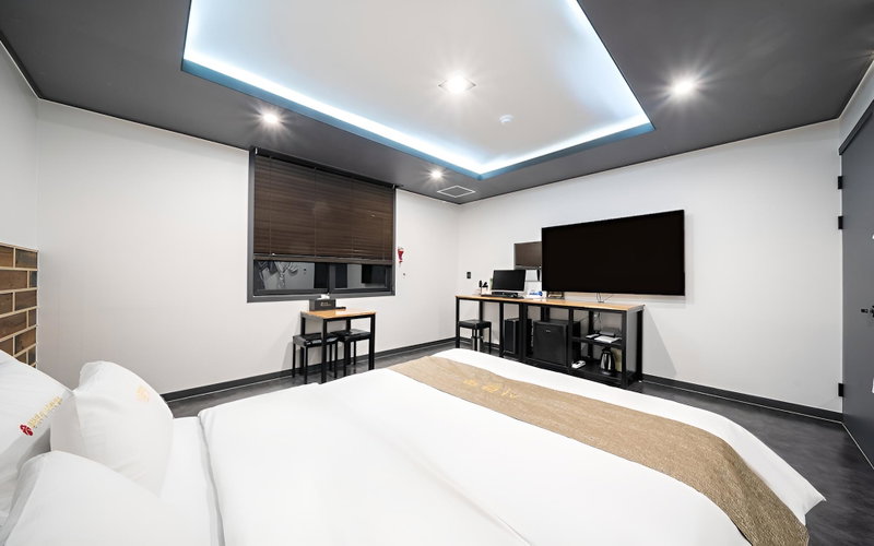 Gwangju Chungjangro Hotel Sharmant, Gwangju, South Korea
