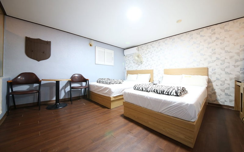 Sillim Holiday, Seoul, South Korea