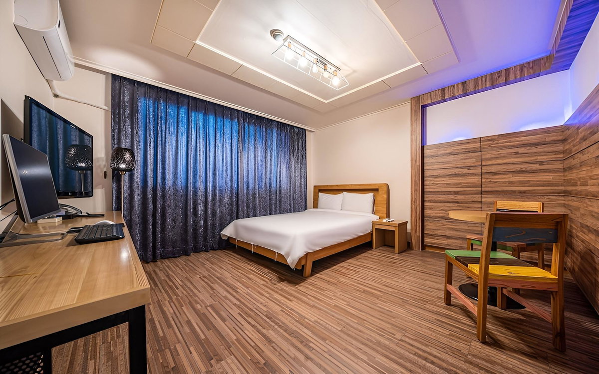 Hotel · Gangneung Crystal Motel, Gangneung