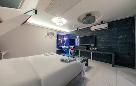 Sangbong Carlton, Seoul, South Korea