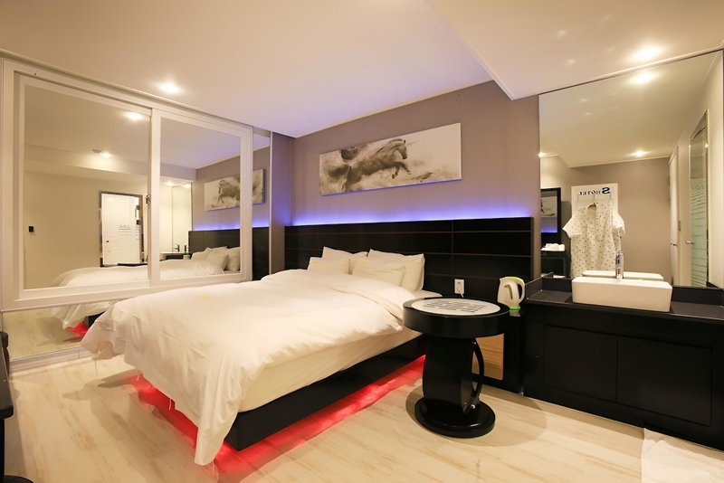 Yangpyeong Show Hotel, Yangpyeong, South Korea