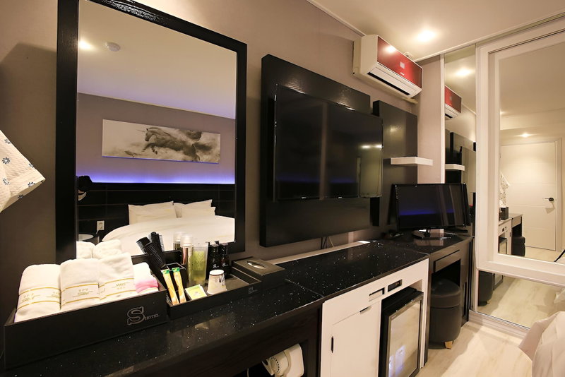 Yangpyeong Show Hotel, Yangpyeong, South Korea