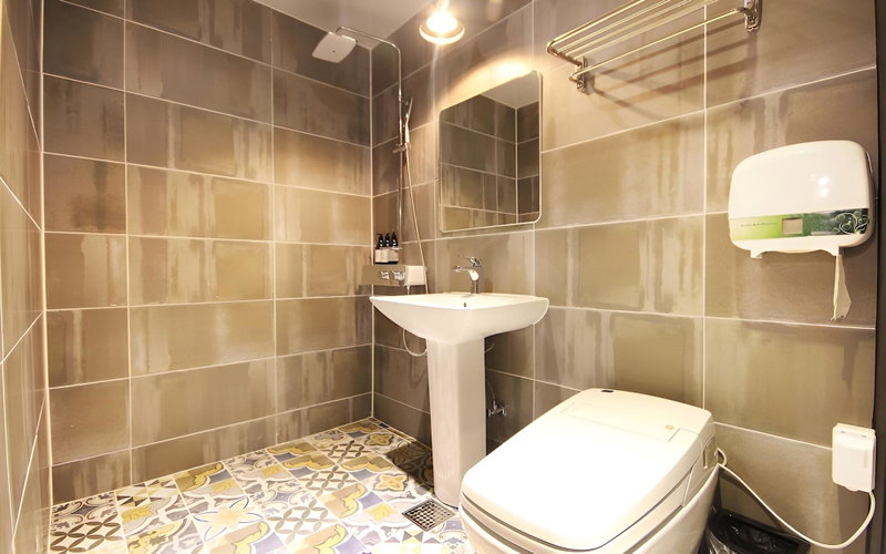 Yeosu 1st Avenue Hotel, Yeosu, South Korea