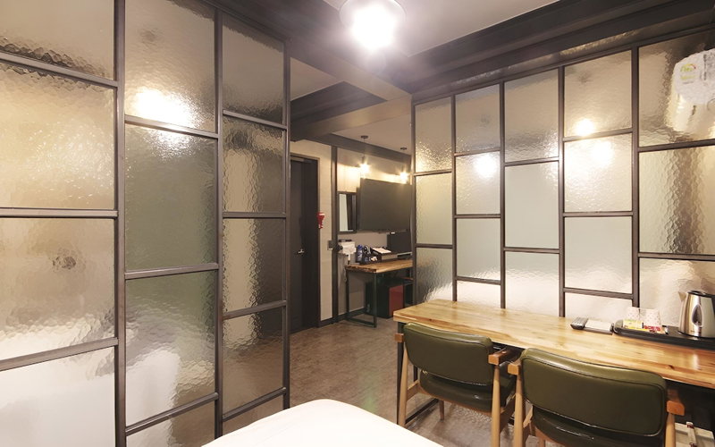 Yeosu 1st Avenue Hotel, Yeosu, South Korea