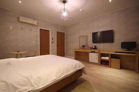 Gimhae Jangyu Check Hotel, Gimhae, South Korea