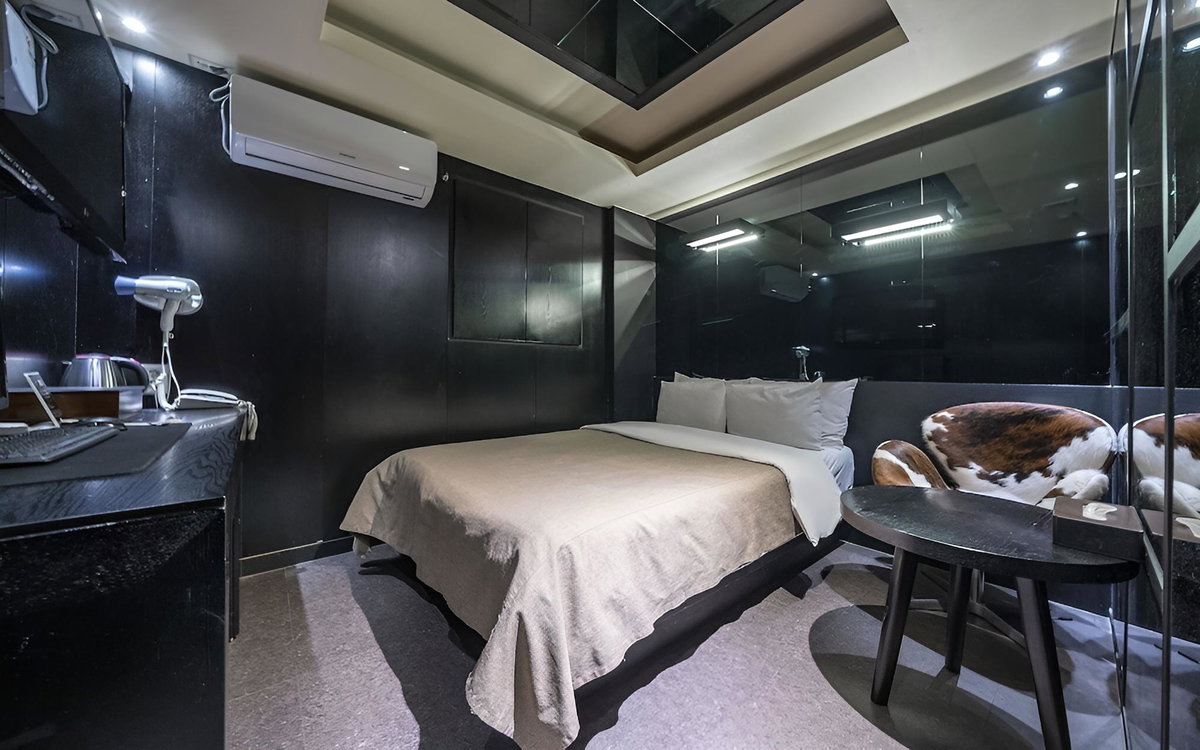 Hotel · Sinsa Latree, Seoul