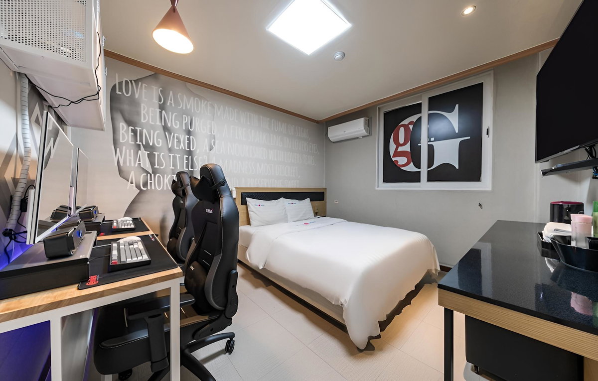 Gildong Love is Motel, South Korea