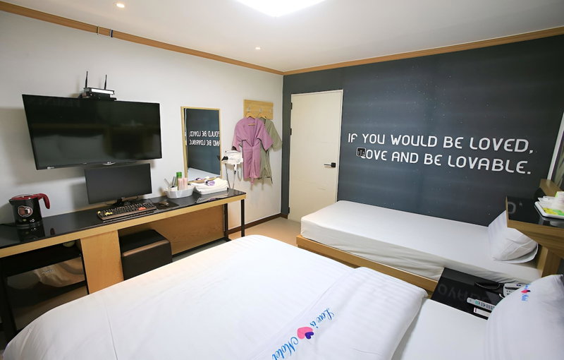 Gildong Love is Motel, Seoul, South Korea