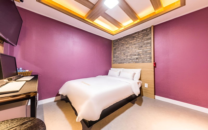 Yongsan Sharp Hotel, Seoul, South Korea