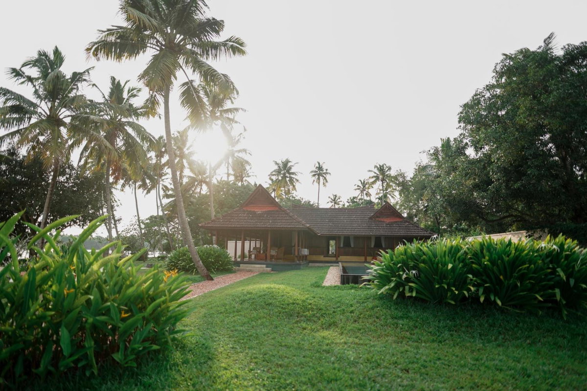 Hotel · Vismaya by Moksha Stays, Turavūr