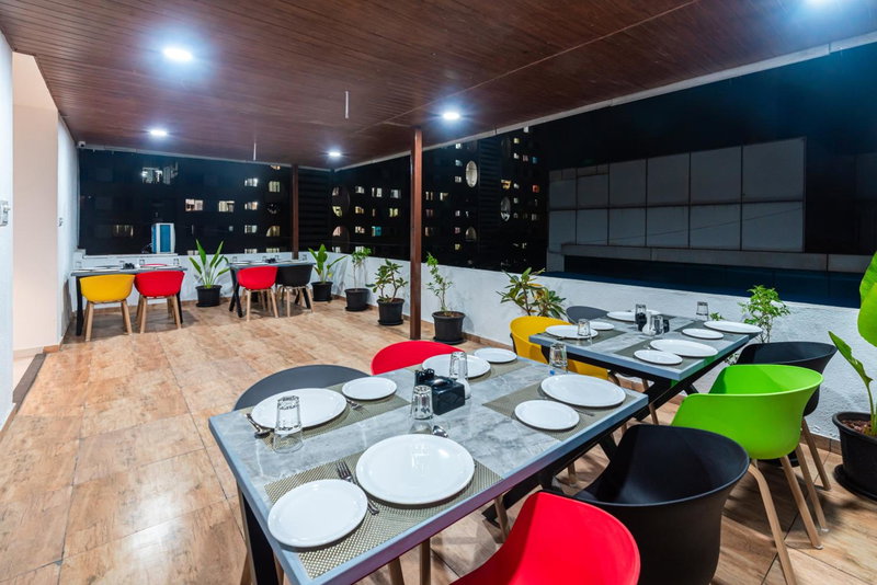 Treebo Cocostay, Hadapsar, Pune, India