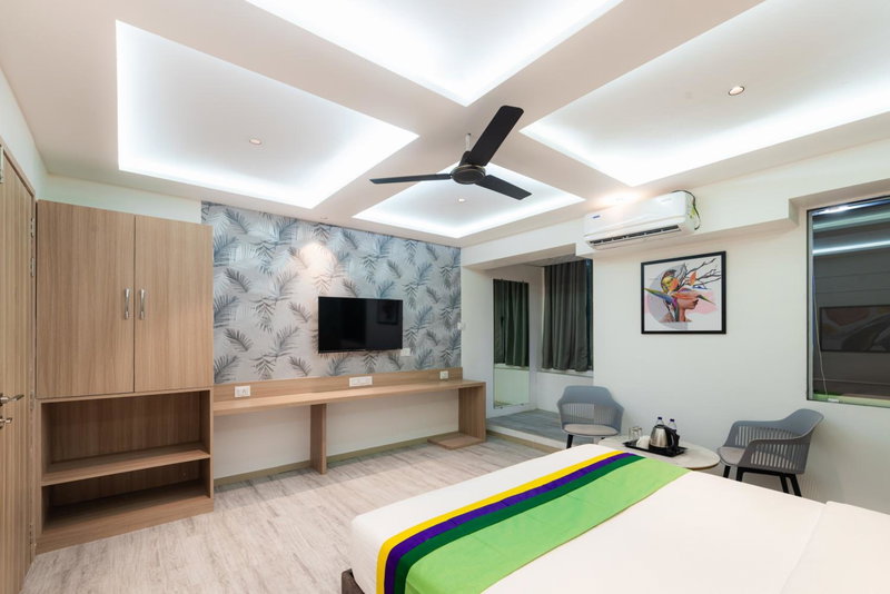 Treebo Cocostay, Hadapsar, Pune, India