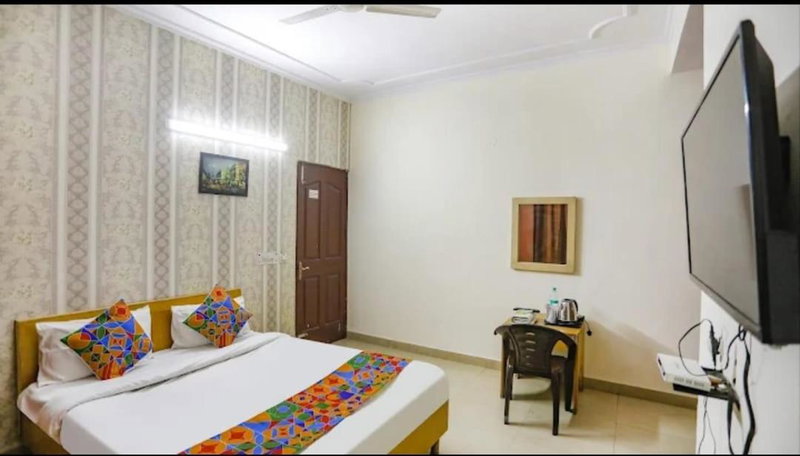 Hotel Ap International, Noida, India
