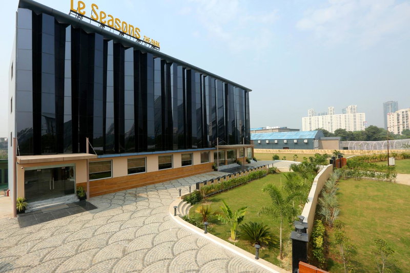 Le Seasons Park, Greater Noida, India