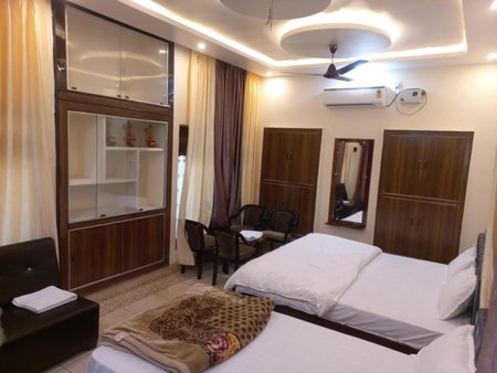 Kalash Guest House, Ayodhya, India