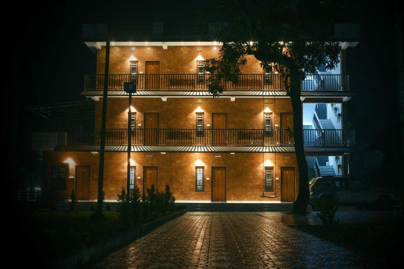 Dolphin Enclave Service Studio Apartments, Kalpetta, India