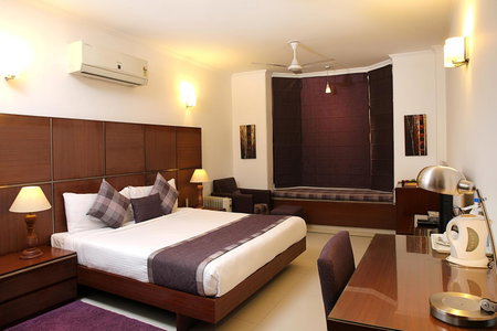 Ahuja Residency DLF Phase 2, Gurgaon, India