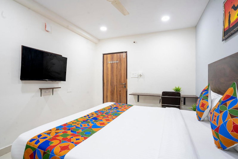 FabHotel Grand Aarvi Prime - Nr Hafeezpet, Madeenaguda, Lingampalli, India