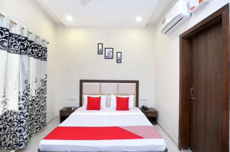 Forever Inn hotel near golden temple, Amritsar, India