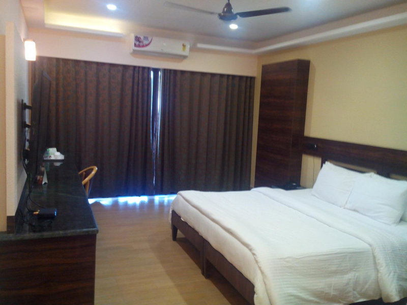 Upper Deck Resort - Highest Peak, Lonavala, Lonavala, India