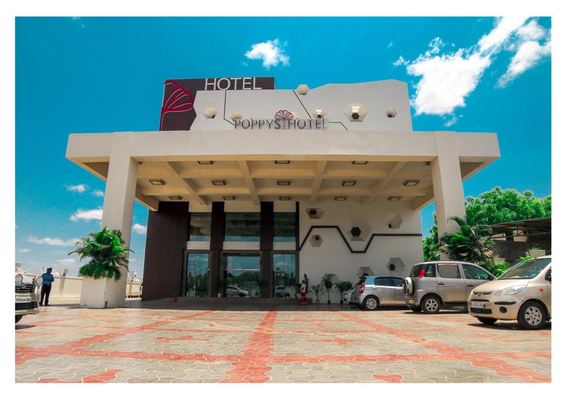Poppys Hotel Madurai, Madurai, India