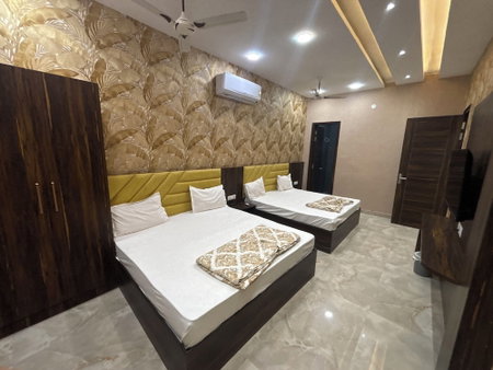 Hotel KR 5Mins Walk From Golden Temple, Amritsar, India