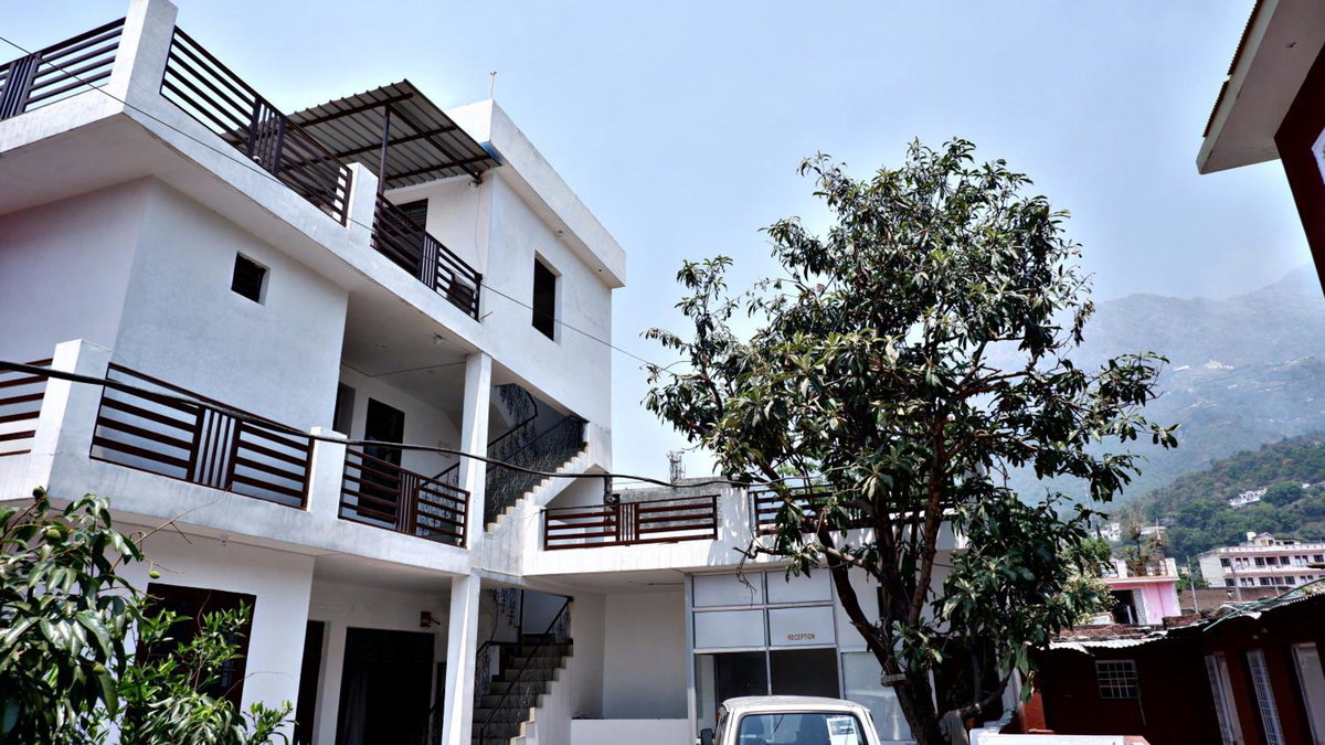 Saatvik Homestay with Free Pickup & Drop for Vaishno Devi Yatra, India