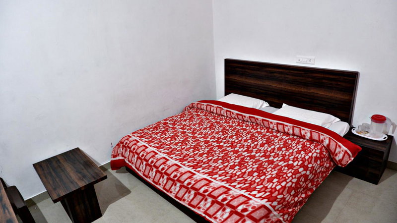 Saatvik Homestay with Free Pickup & Drop for Vaishno Devi Yatra, Katra, India