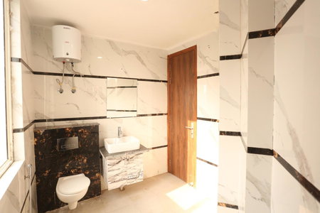 Hotel De Clark Luxury Airport Hotel near Delhi IGI Airport T3 with Free WiFi & 24x7 Check-in, New Delhi, India