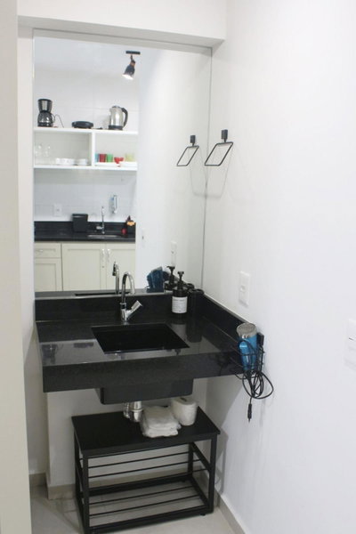 Studio Hub Vila Madalena, perto Metrô V. Madalena, Sao Paulo, Brazil
