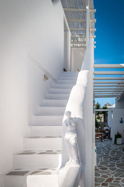 Niki Savvas Studio & Suites, Milos, Greece