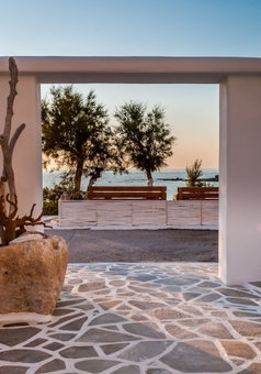 Niki Savvas Studio & Suites, Milos, Greece