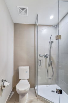 Downtown suites with Free Parking, Toronto, Canada
