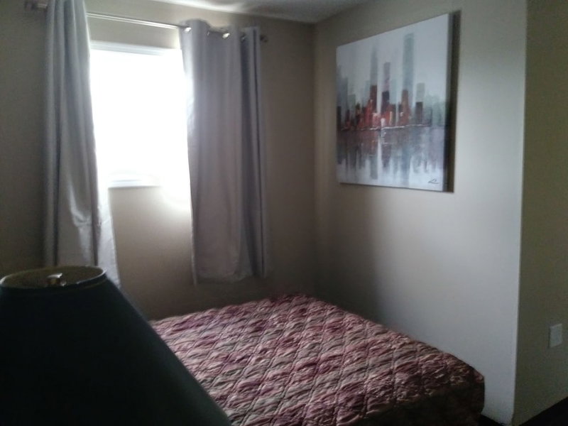 Aries Motel, Edson, Canada