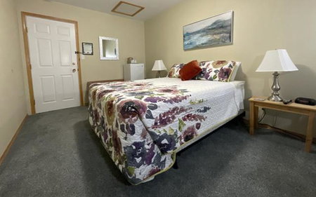 Newcastle Country Inn, Drumheller, Canada