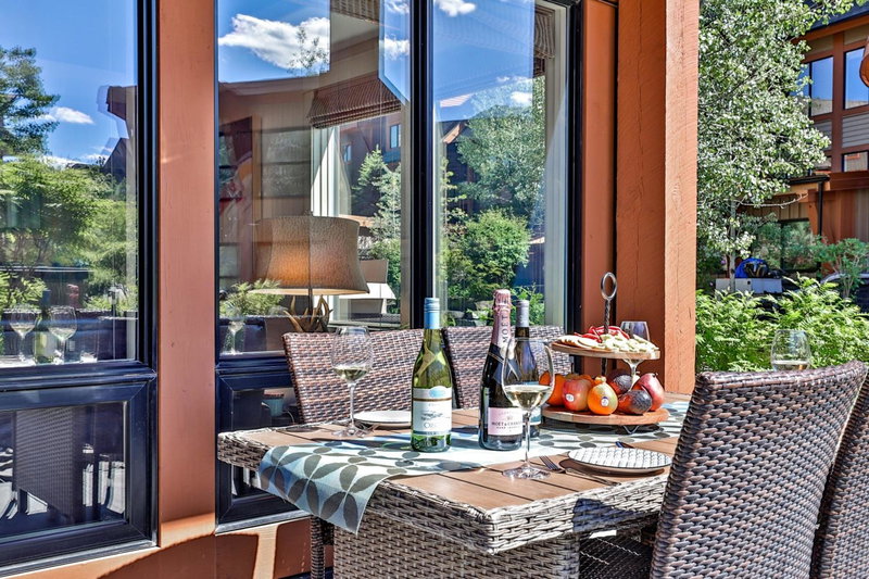 The Versailles by Samsara Resort Top Luxury Top View 1300SQF 2BEDROOM 2BATHROM, Canmore, Canada