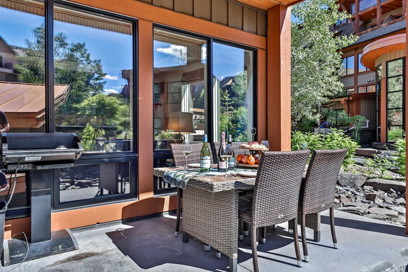 The Versailles by Samsara Resort Top Luxury Top View 1300SQF 2BEDROOM 2BATHROM, Canmore, Canada