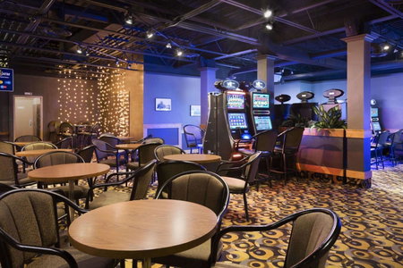 Central Suite Hotel, Lloydminster, Canada